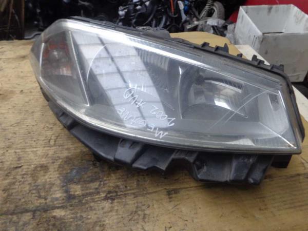 PHARE DROIT RENAULT - Vue 1